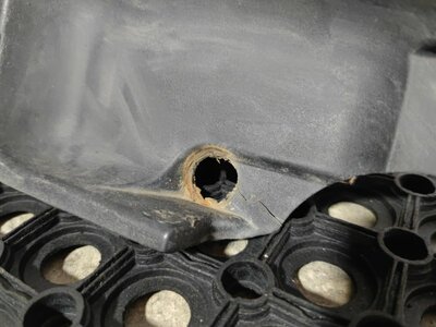 Scania    (,  3)