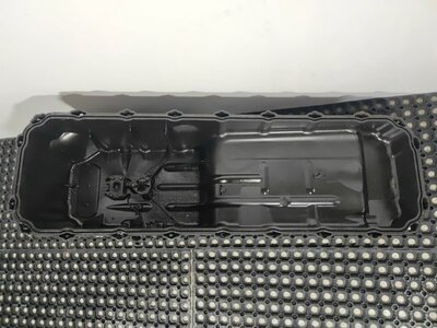 VOLVO    (,  4)