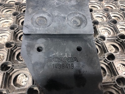 Scania   (,  8)