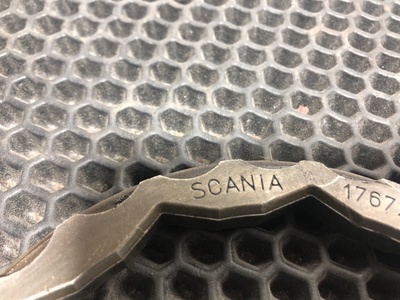 Scania     (,  4)
