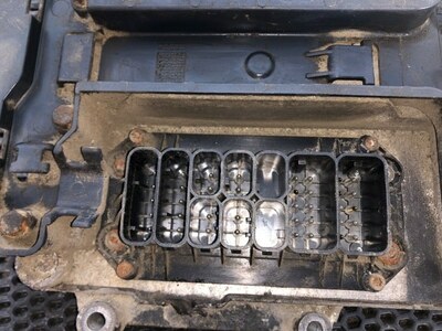 Scania    (,  6)