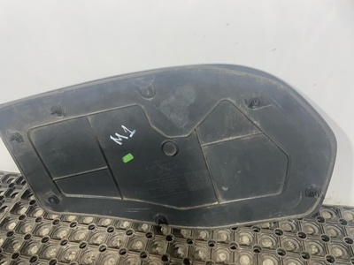 MAN     (,  5)