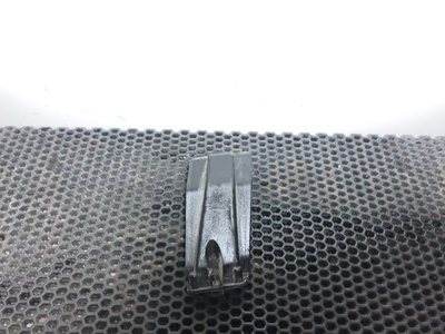 MAN    (,  4)