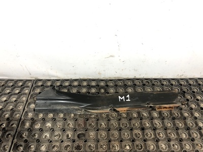 MAN    (,  4)