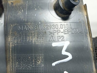 MAN     (,  2)