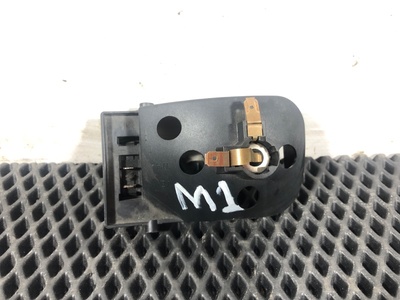 MAN     (,  4)