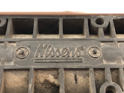 Nissns    (,  3)