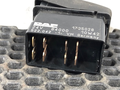 DAF    (,  5)