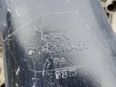 MAN    (,  2)