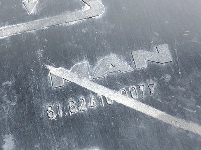 MAN    (,  2)