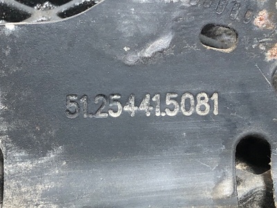 MAN    (,  6)