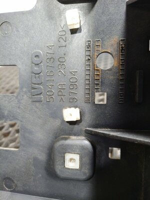 Iveco    (,  8)
