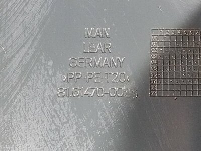 MAN    (,  5)