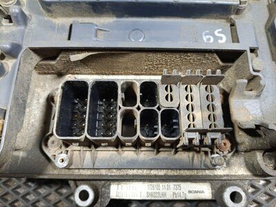 Scania   (,  6)