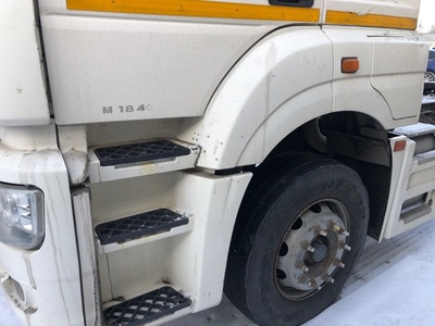 KAMAZ    (,  9)