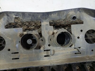 Scania   (,  4)