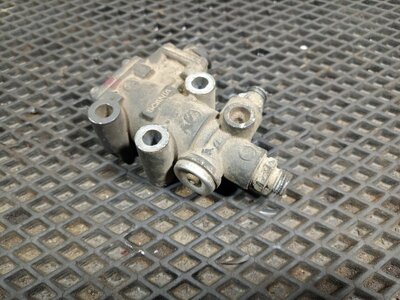 Scania    (,  4)