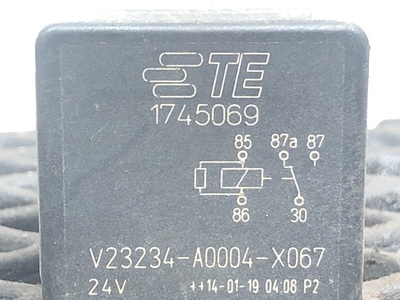 DAF  (,  3)