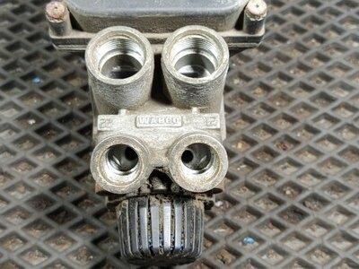 DAF    (,  1)
