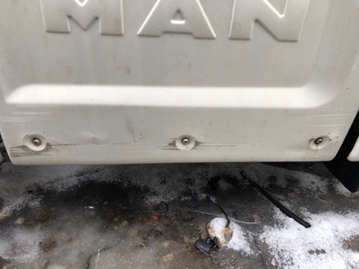 MAN    (,  2)