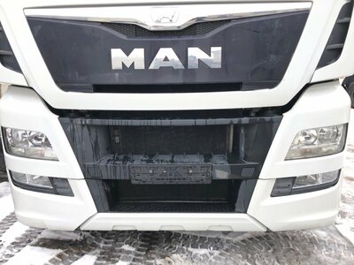 MAN    (,  3)