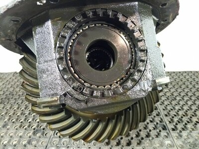 MAN    HY-1350 3.083 (,  1)
