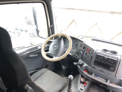 KAMAZ    (,  7)