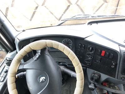 KAMAZ    (,  15)