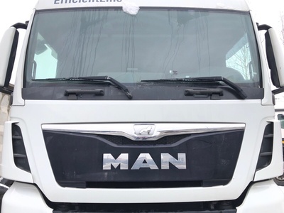 MAN    (,  15)