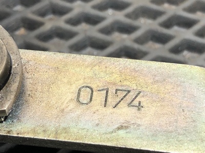 MAN  (,  4)