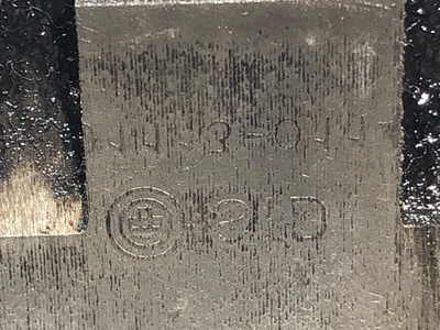 MAN    (,  3)