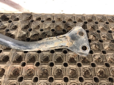 MAN    (,  4)