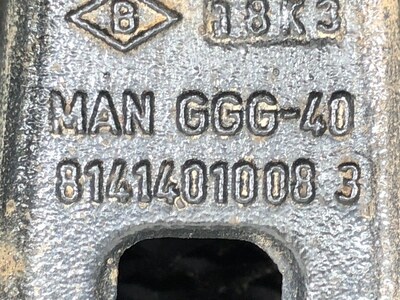 MAN    (,  4)