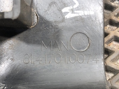 MAN     (,  4)