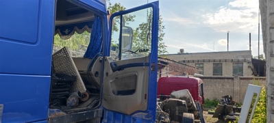 DAF     (,  4)