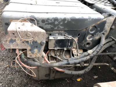 Iveco       Iveco / (,  4)