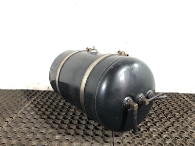 MAN   40l (,  1)