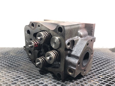 KAMAZ     5490 / (,  8)