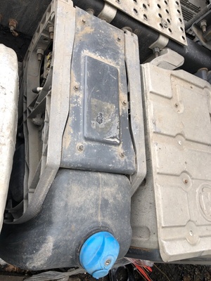 Renault  Adblue   RENAULT T / (,  2)