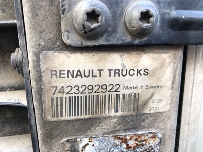 Renault   RENAULT T / (,  6)