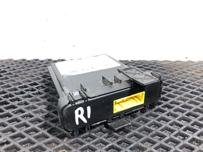 Renault     RENAULT T / (,  1)