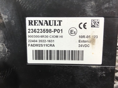 Renault   CIOM HI RENAULT T / (,  4)