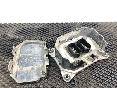 Renault    FCIOM RENAULT T / (,  4)