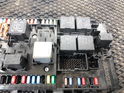Renault   RENAULT T / (,  4)