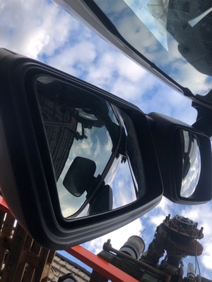 Renault     RENAULT T / (,  7)