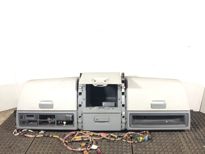 Renault    ()   RENAULT T / (,  1)