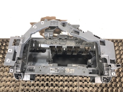 Renault    RENAULT T / (,  2)