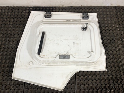 Renault     RENAULT T / (,  3)