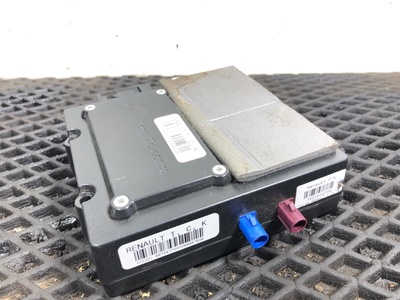 Renault  GSM/GPS  RENAULT T / (,  1)