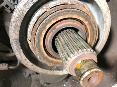 Renault    AT2612F RENAULT T / (,  6)